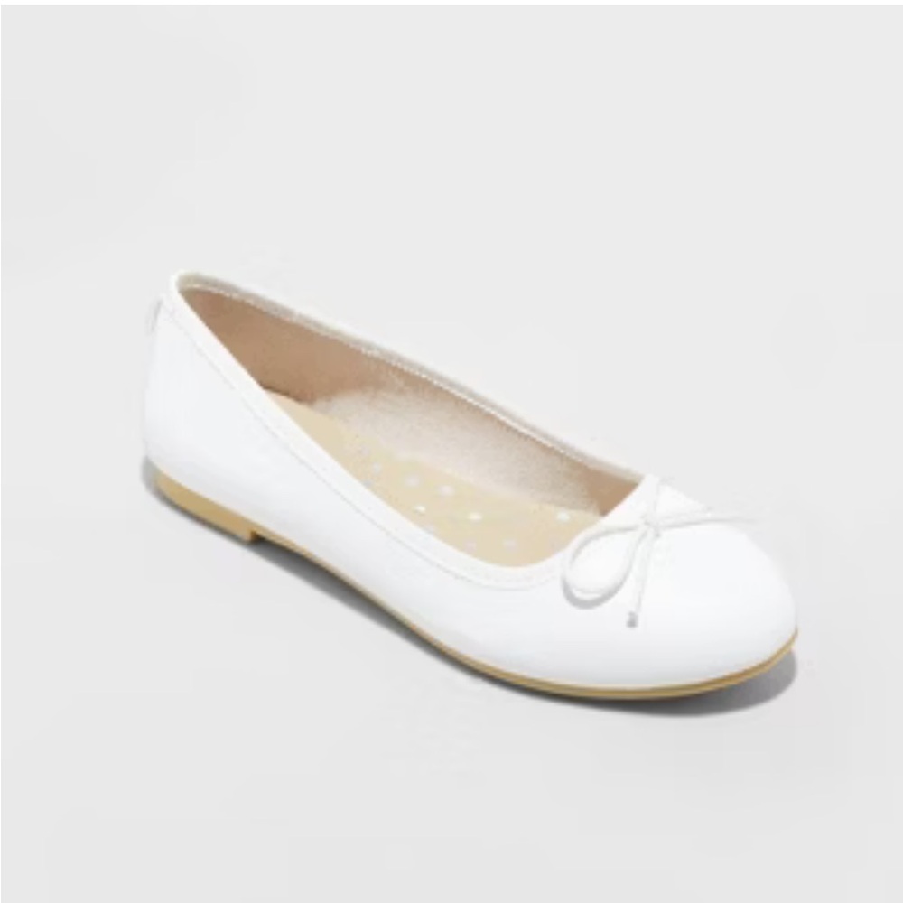 Cat and Jack white Ballet Flats with Bow size 4 new